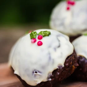 Recipe Foxy Chocolate Christmas Pudding Balls