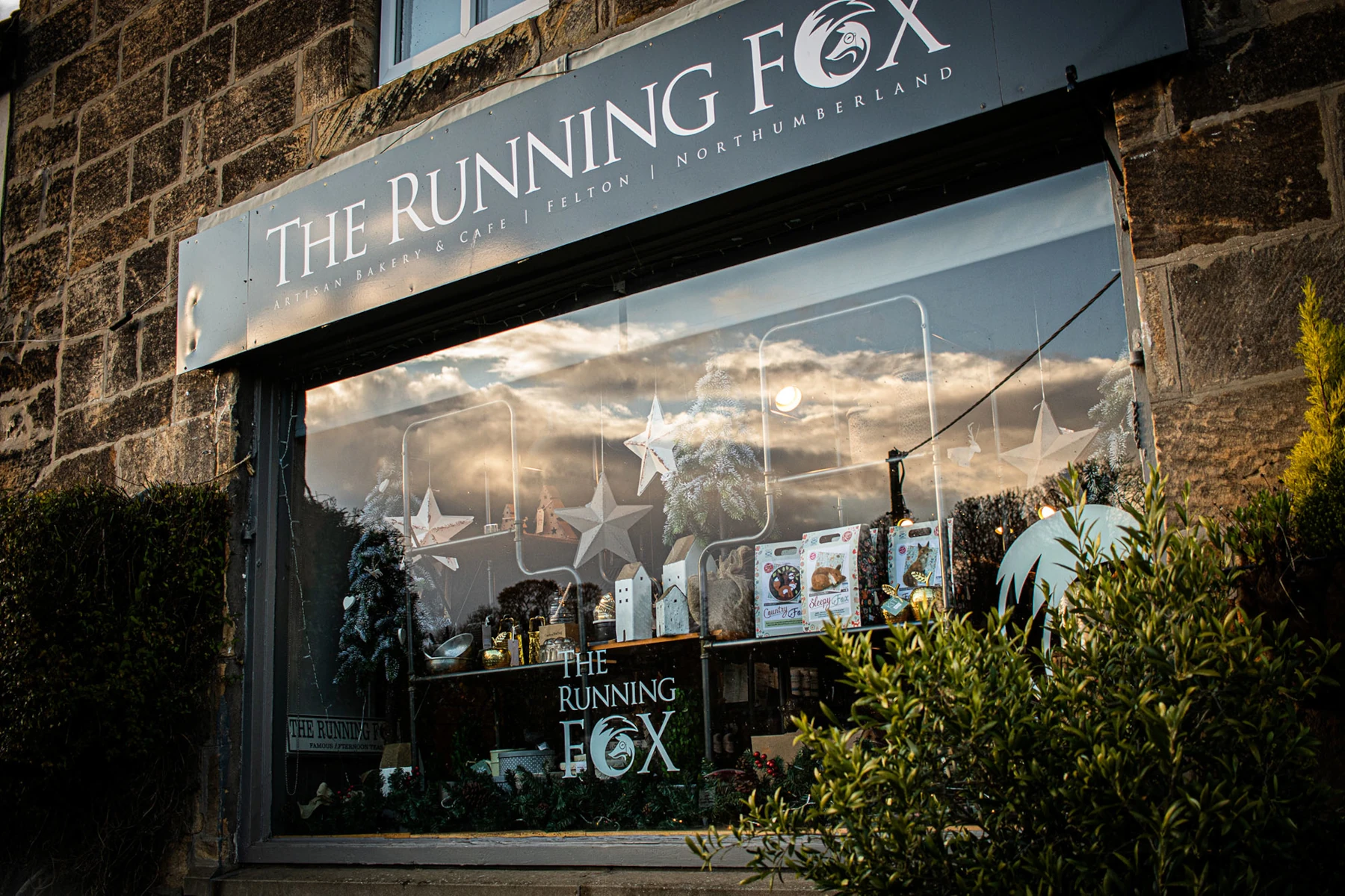 The Running Fox Felton